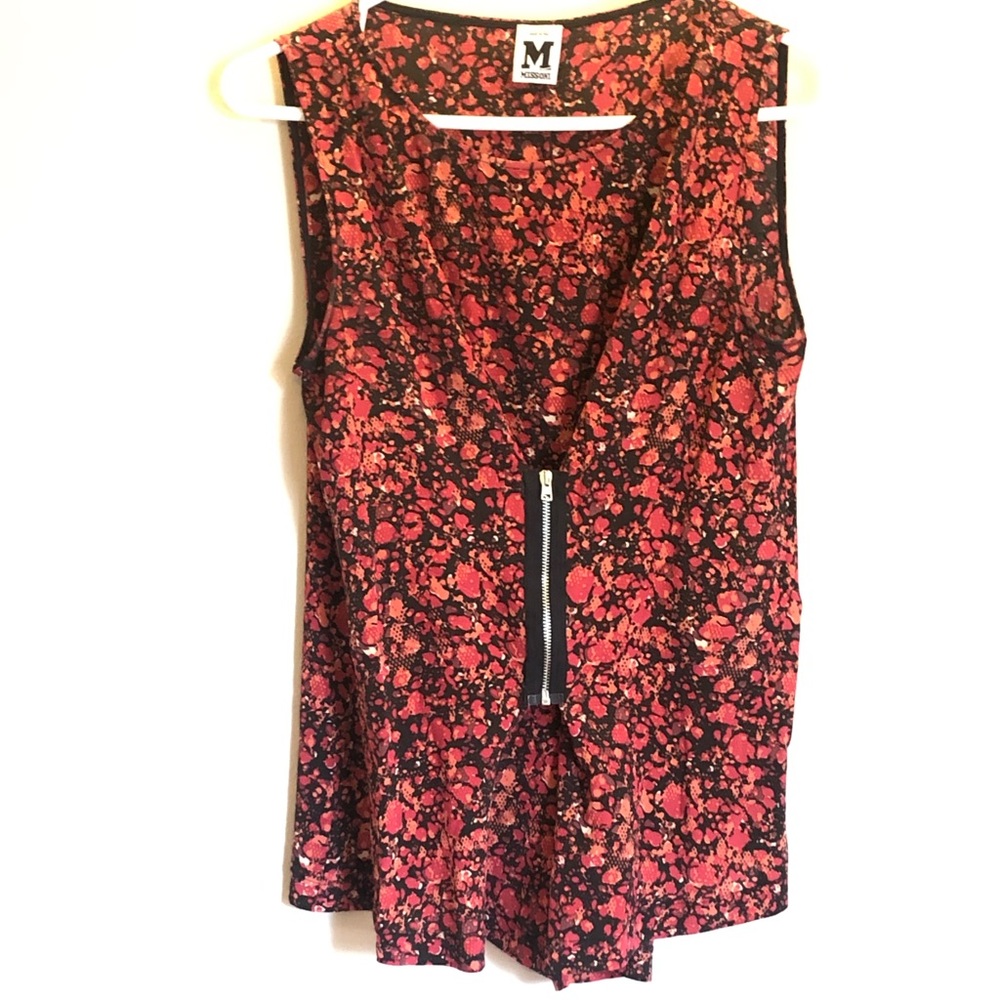 Super-flattering Missoni sleeveless blouse